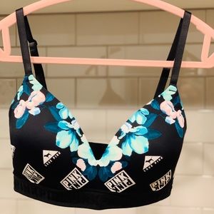 PINK wear everywhere lightly lined bra 💕